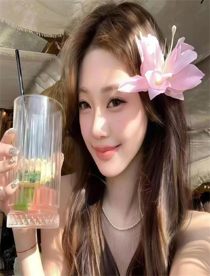 善良的嫂子拍摄技巧传统分析：镜头语言与画面构图探讨